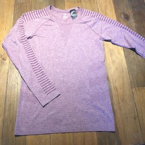 H&M long sleeve workout seamless top